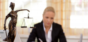 slide_photodune-3176117-lawyer-in-the-office-m_960x460